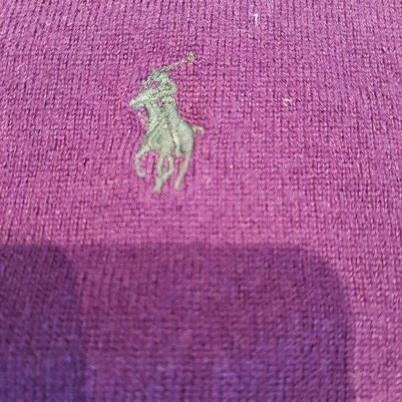 Polo Ralph Lauren - Custim Fit Merino Wool V neck sweater - Women's Medium - Picture 3 of 7